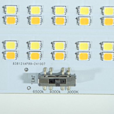 Aplique CORVO IP65 9W LED CCT 3000/4000/6500K C.17,1xL.4,6xAlt.8,3cm Branco