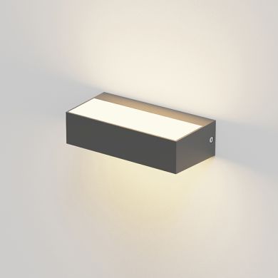 Aplique CORVO IP65 9W LED CCT 3000/4000/6500K L.17,1xAn.4,6xAl.8,3cm Antracita